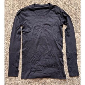 Lululemon run swiftly long sleeve 6 navy blue